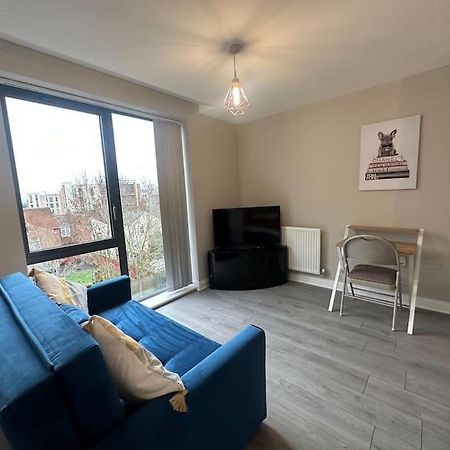 Cute Apartment Next To Colindale Station Edgware Exterior foto