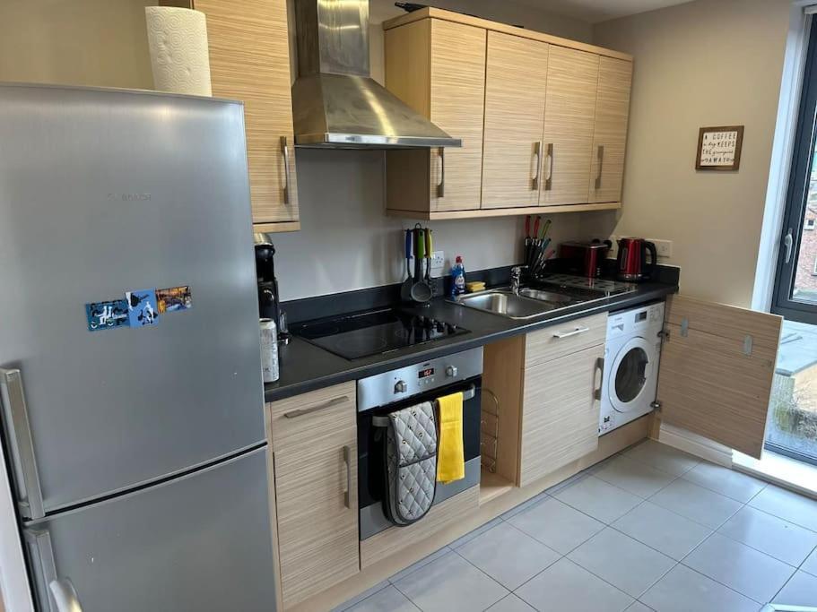Cute Apartment Next To Colindale Station Edgware Exterior foto